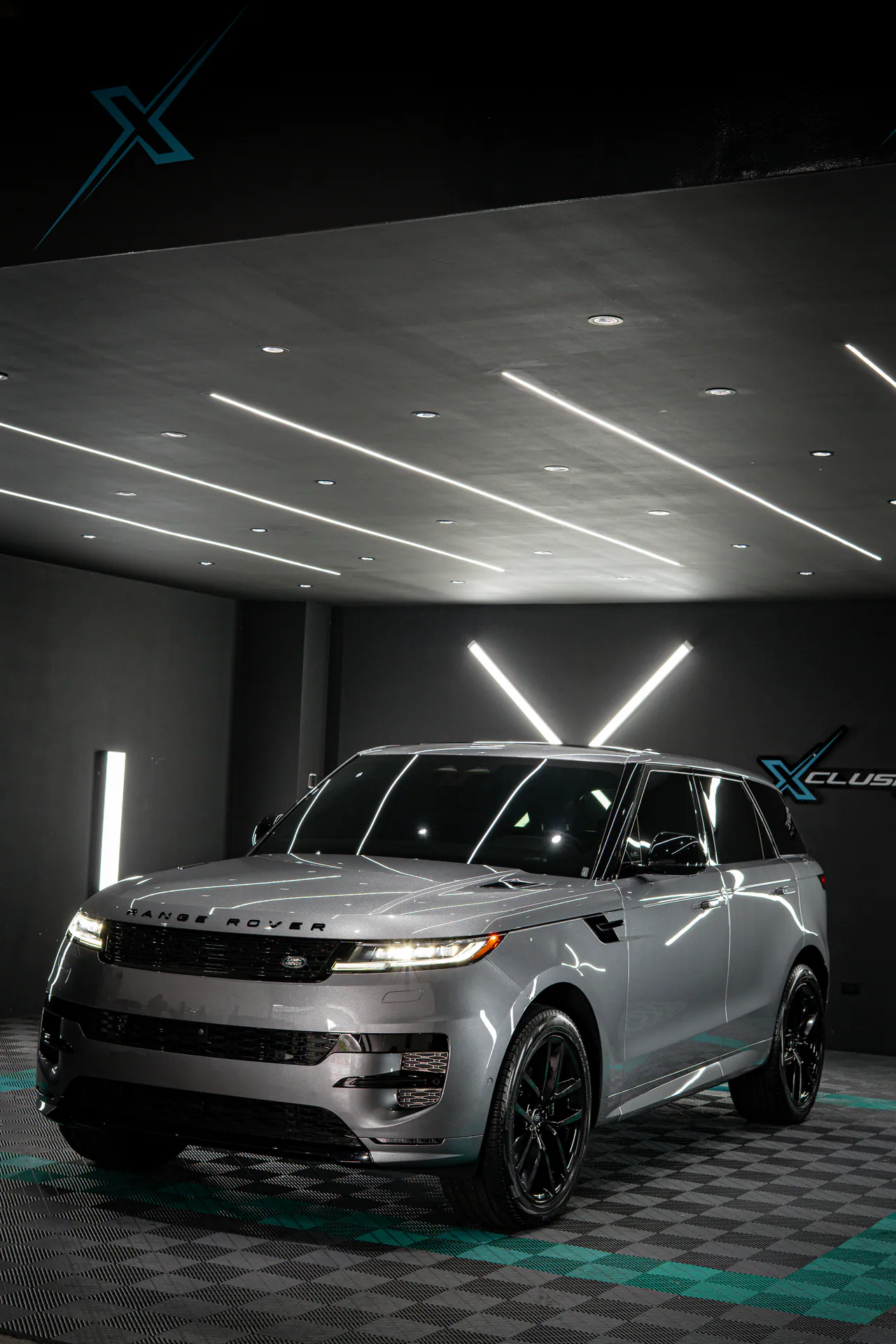 Range Rover plata en Xclusive Car Care