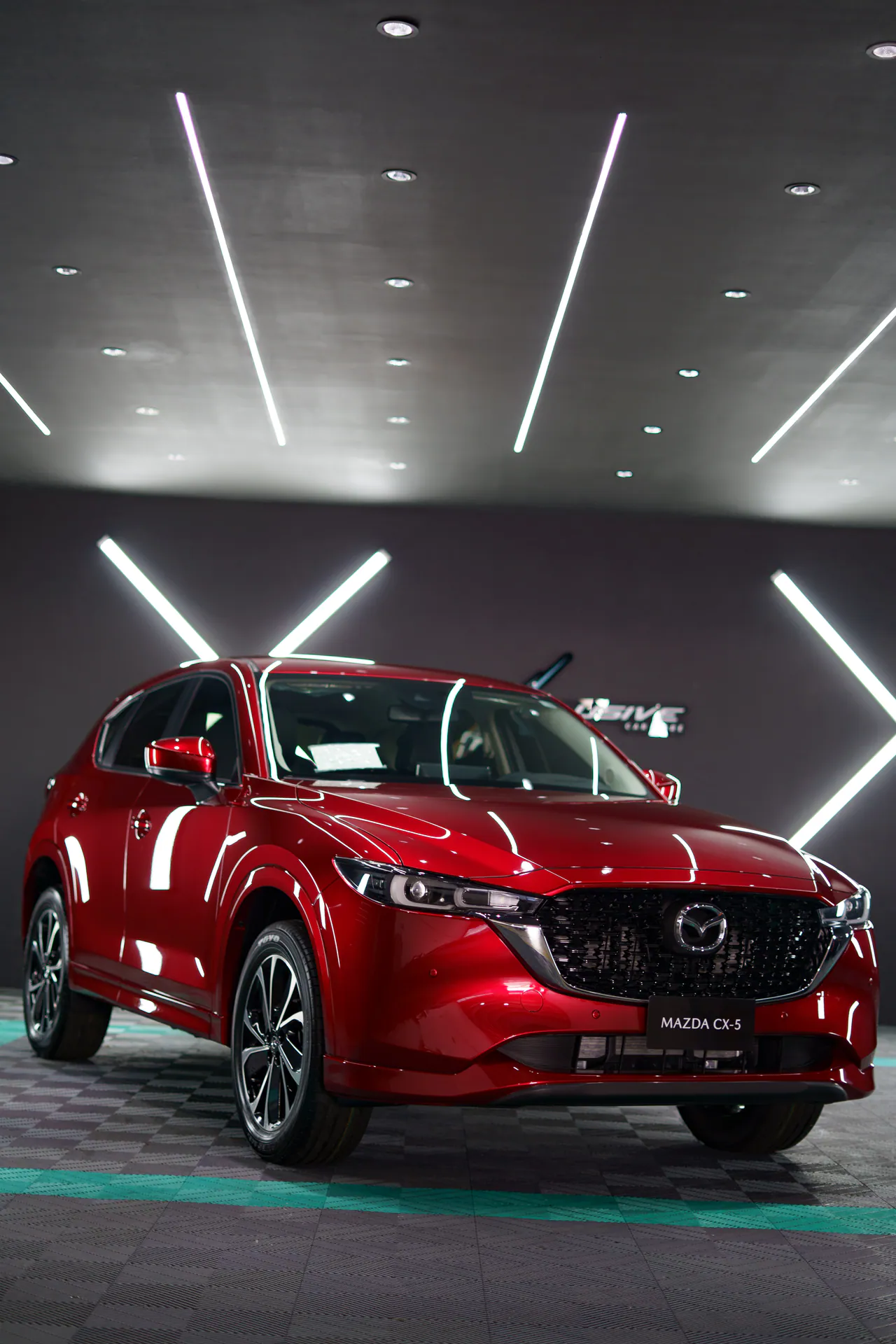 Mazda CX-5 rojo en Xclusive Car Care